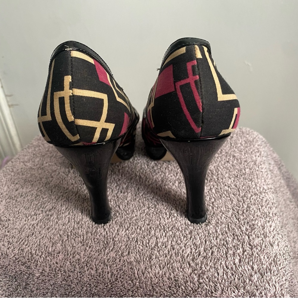 Retro cute peep toe heels (short) from Madden Girl - Picture 4 of 6